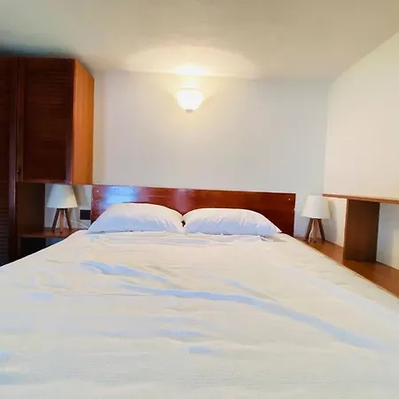 Bodrum/Mazi'Da Koey Icinde Kiralik Daire